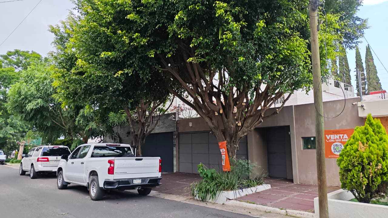 casa en venta en villa universitaria zapopan con 299 m2 de terreno y 298 m2 de construccion pUsnkgB