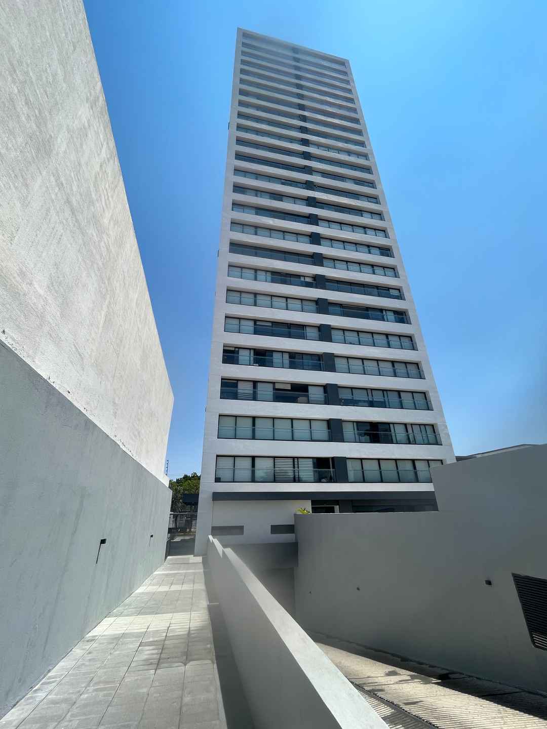 departamento en renta avenida ninos heroes jardines del bosque guadalajara jalisco pGl7IMk